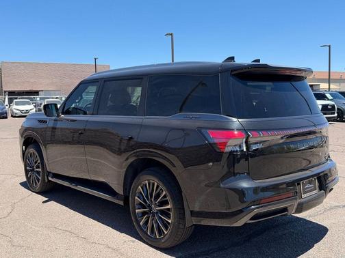 Mineral Black 2027 INFINITI QX80 AUTOGRAPH