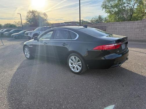 2017 Jaguar XF 35t Premium