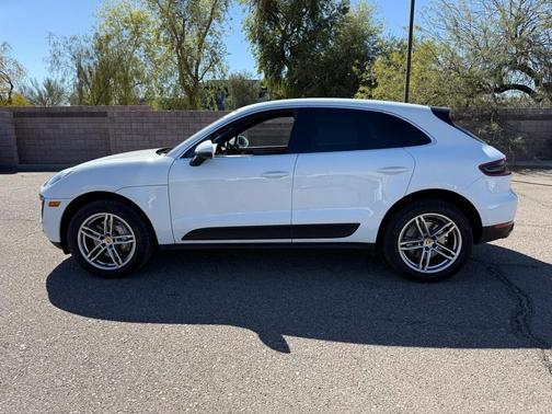 2018 Porsche Macan S