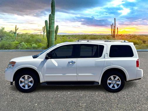 Pearl White 2014 Nissan Armada SV