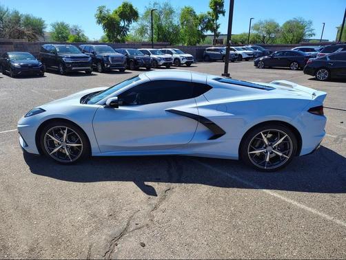 2020 Chevrolet Corvette Stingray w/2LT