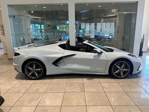 2020 Chevrolet Corvette Stingray w/2LT