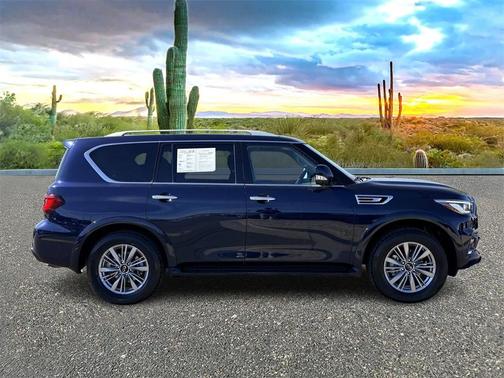 2024 INFINITI QX80 Luxe
