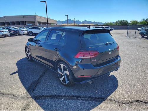 2019 Volkswagen Golf GTI 2.0T S 4-Door