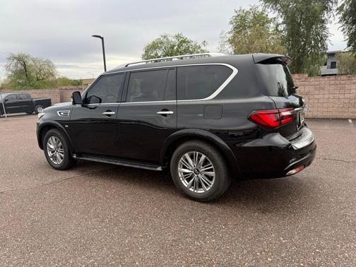2018 INFINITI QX80 Base