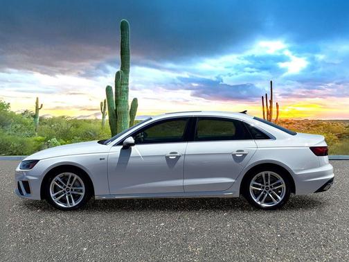 Glacier White Metallic 2022 Audi A4 45 S line Premium