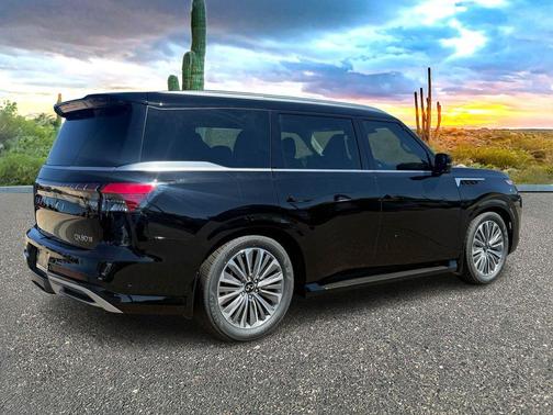 2026 INFINITI QX80 Luxe