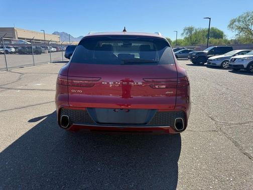 Mauna Red 2022 Genesis GV70 2.5T AWD