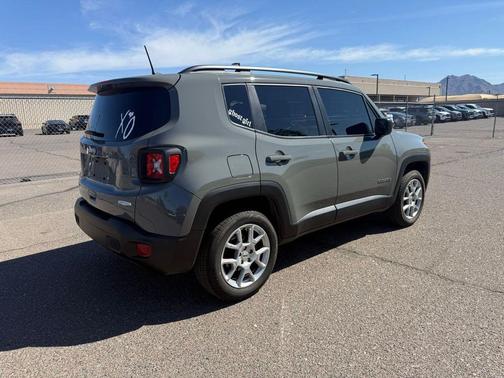 2022 Jeep Renegade Latitude