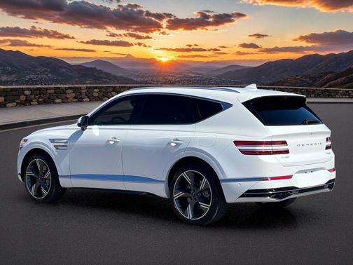 Uyuni White 2025 Genesis GV80 3.5T
