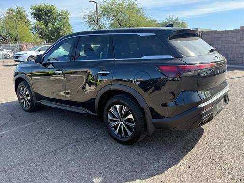 2025 INFINITI QX60 Pure