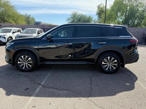 2025 INFINITI QX60 Pure