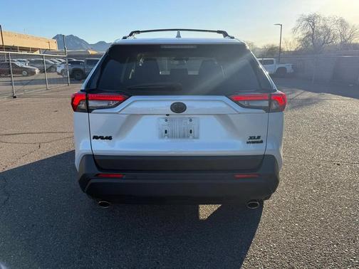 2024 Toyota RAV4 Hybrid XLE Premium