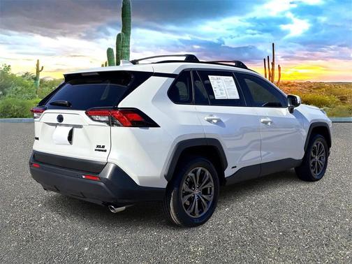 2024 Toyota RAV4 Hybrid XLE Premium