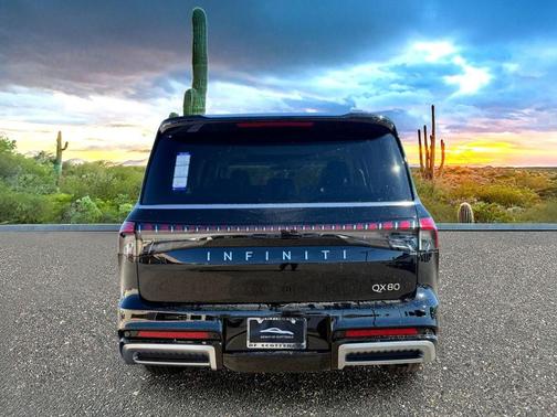 Black Obsidian 2026 INFINITI QX80 Luxe