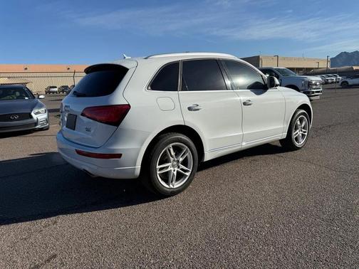 2017 Audi Q5 2.0T Premium Plus