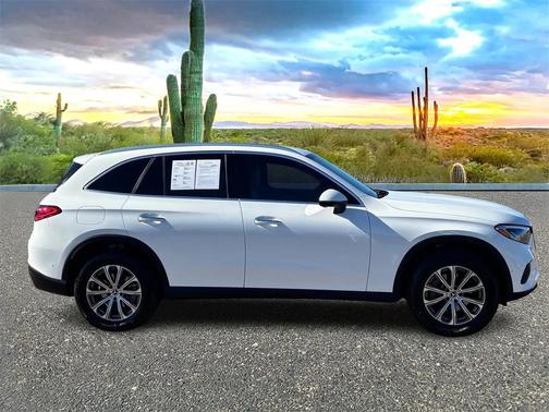 2023 Mercedes-Benz GLC 300 Base