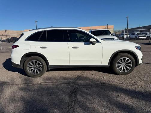 2023 Mercedes-Benz GLC 300 Base