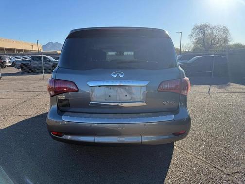 2017 INFINITI QX80 Base