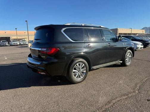 2020 INFINITI QX80 Luxe
