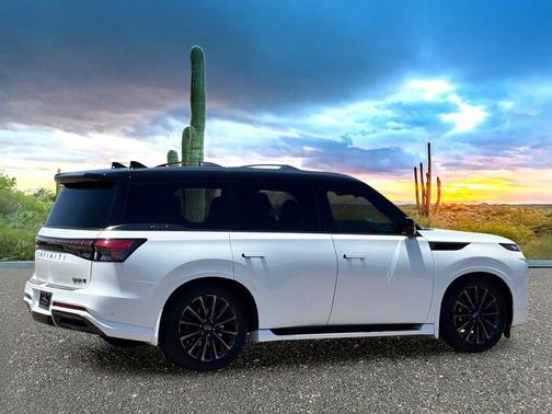 Radiant White/Black Obsidian 2025 INFINITI QX80 AUTOGRAPH AWD