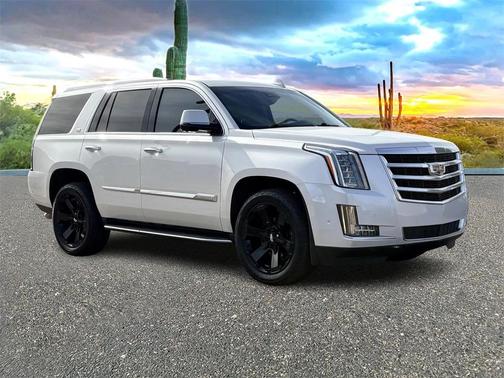 2020 Cadillac Escalade Luxury