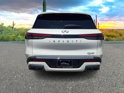 2022 INFINITI QX60 Luxe
