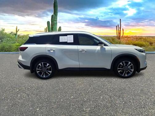 2022 INFINITI QX60 Luxe