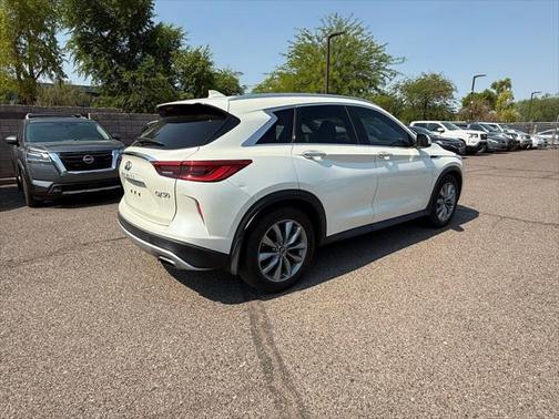 2021 INFINITI QX50 LUXE