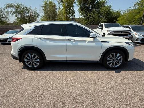 2021 INFINITI QX50 LUXE