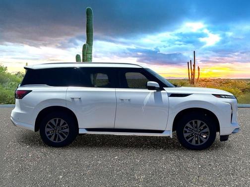 Radiant White 2026 INFINITI QX80 PURE