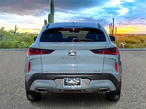 2022 INFINITI QX55 LUXE