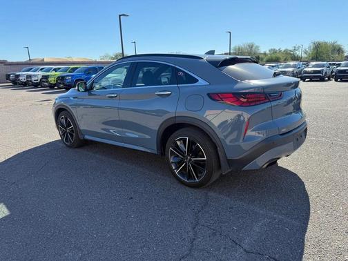 2022 INFINITI QX55 LUXE