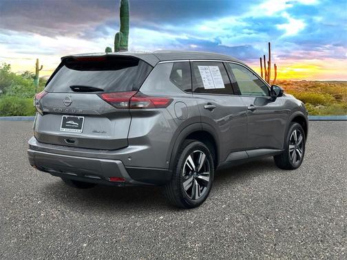 2025 Nissan Rogue SL
