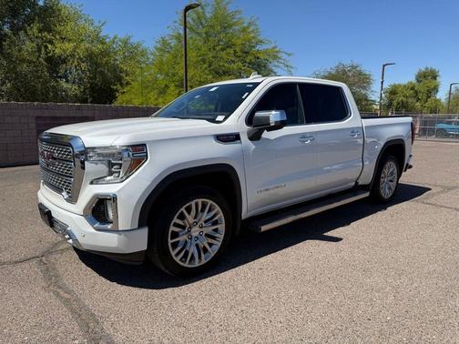 White Frost Tricoat 2019 GMC Sierra 1500 Denali