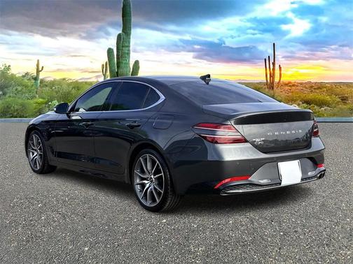 2022 Genesis G70 2.0T RWD