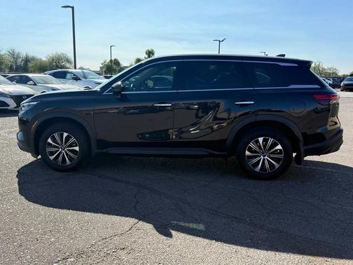 2025 INFINITI QX60 Pure