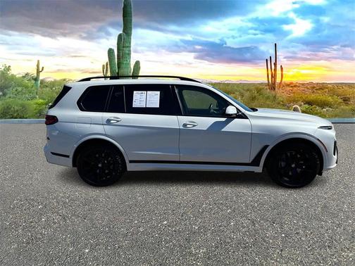 2024 BMW X7 xDrive40i