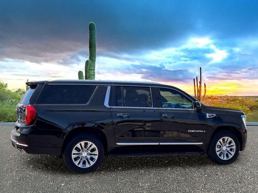 Onyx Black 2025 GMC Yukon XL Denali