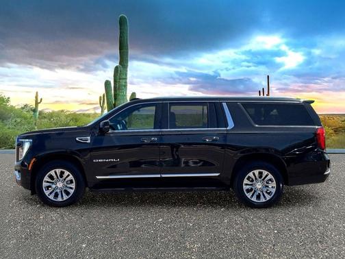 Onyx Black 2025 GMC Yukon XL Denali