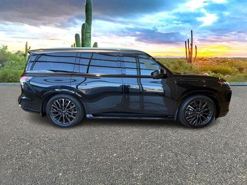 Mineral Black/Graphite Shadow 2026 INFINITI QX80 AUTOGRAPH AWD