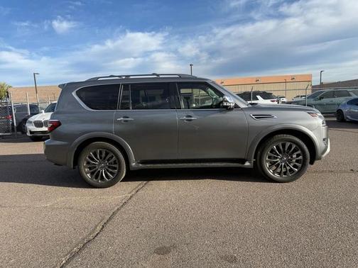 2024 Nissan Armada Platinum 2WD