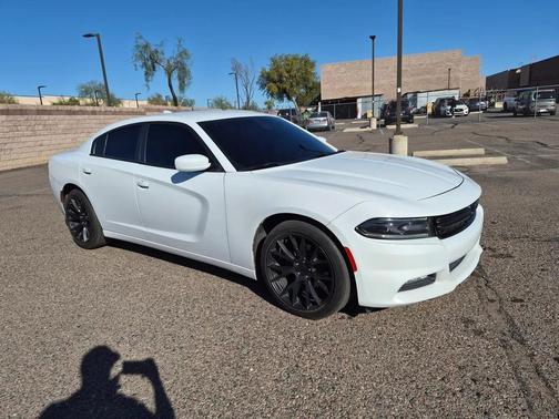 2016 Dodge Charger SXT