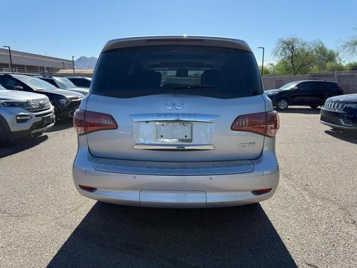 2017 INFINITI QX80 Base