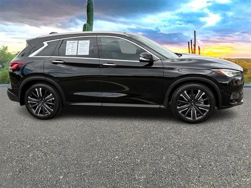 2022 INFINITI QX50 LUXE