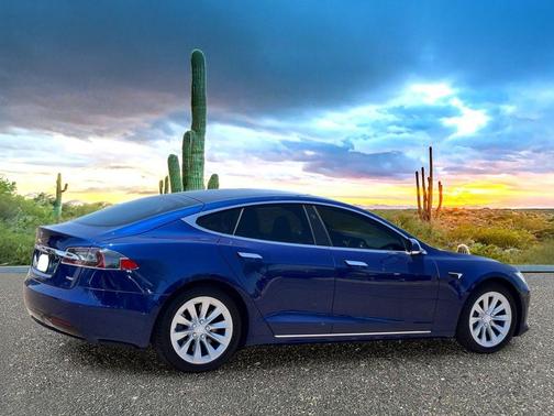 Deep Blue 2018 Tesla Model S 75D