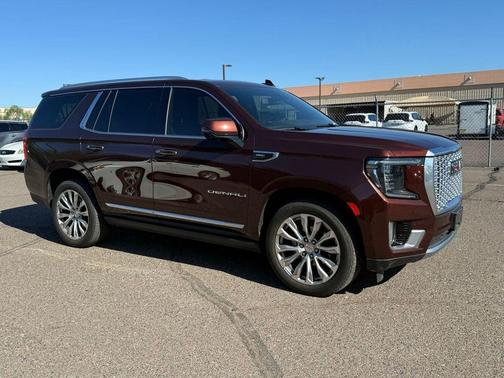 Redwood Metallic 2022 GMC Yukon Denali