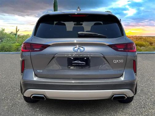 2024 INFINITI QX50 LUXE AWD
