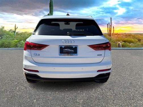2023 Audi Q3 Premium 45 TFSI S line quattro Tiptronic