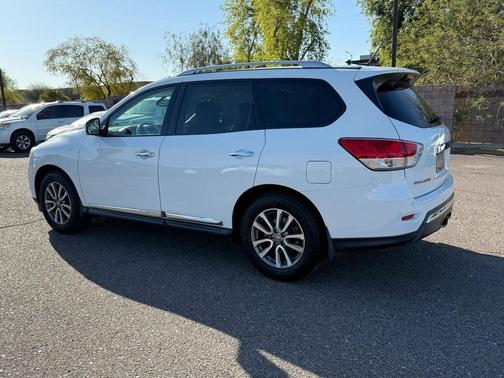 2015 Nissan Pathfinder SL